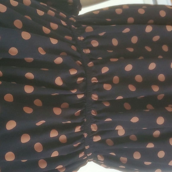 Everly Polka Dot Dress - Picture 4 of 8